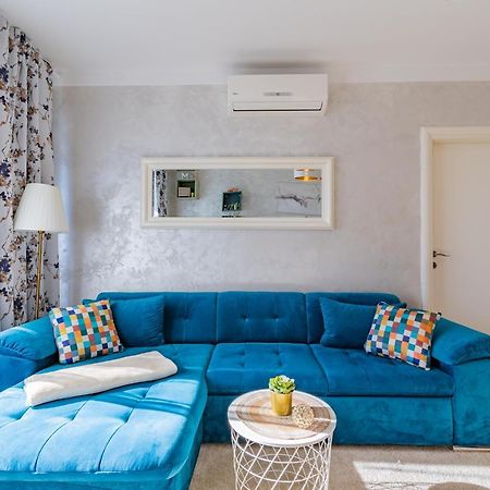 Flexible Selfcheckins 30 - Zagreb - Garage - Electric Vehicle Ccharger - Big Loggia - New - Apartments Repinc 30 エクステリア 写真