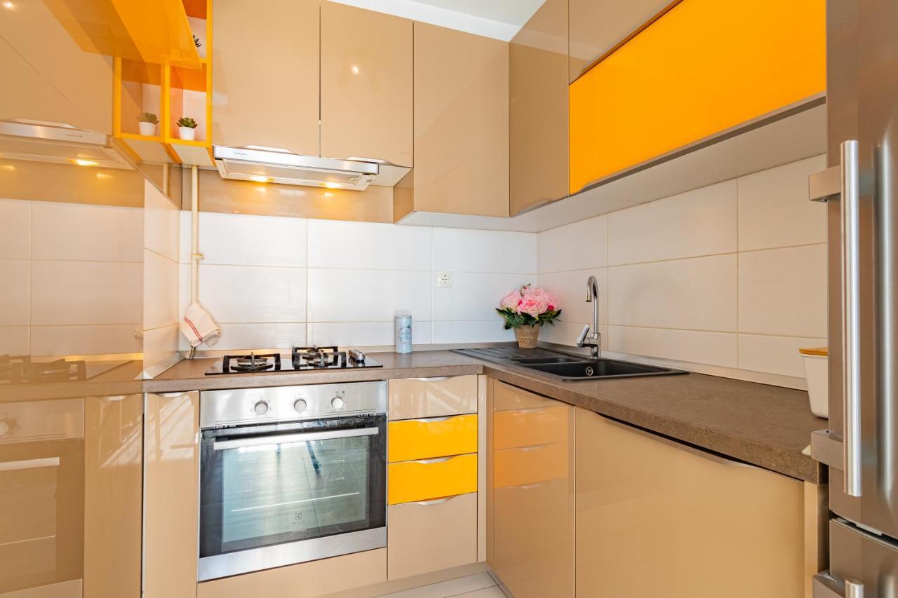 Flexible Selfcheckins 30 - Zagreb - Garage - Electric Vehicle Ccharger - Big Loggia - New - Apartments Repinc 30 エクステリア 写真