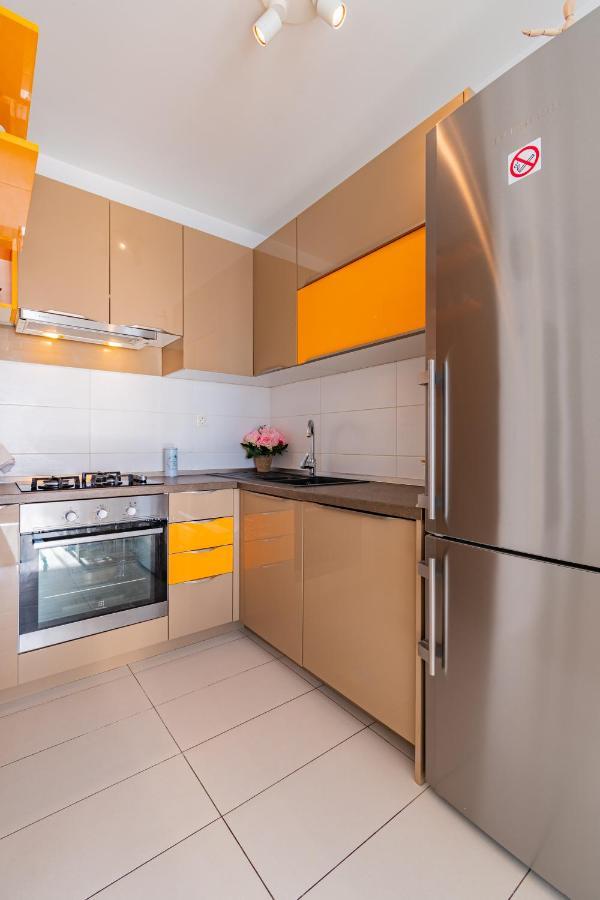 Flexible Selfcheckins 30 - Zagreb - Garage - Electric Vehicle Ccharger - Big Loggia - New - Apartments Repinc 30 エクステリア 写真
